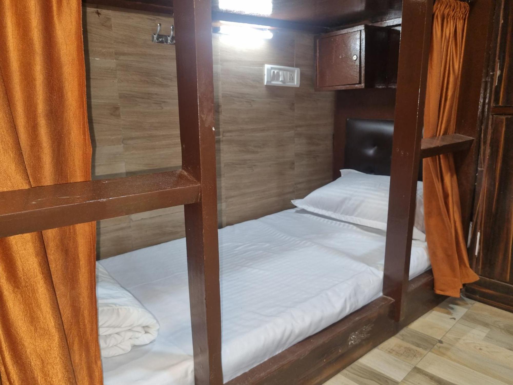 Unibed Dormitory Mumbai Luaran gambar